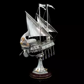 Серебряный корабль "Галера"